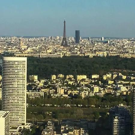 Paris La Defense Studio クルブヴォア
