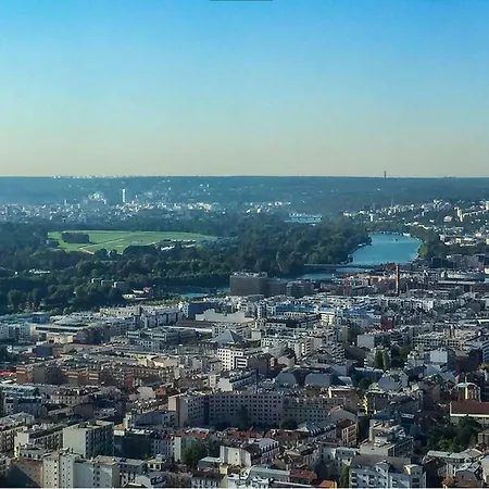 Paris La Defense Studio クルブヴォア